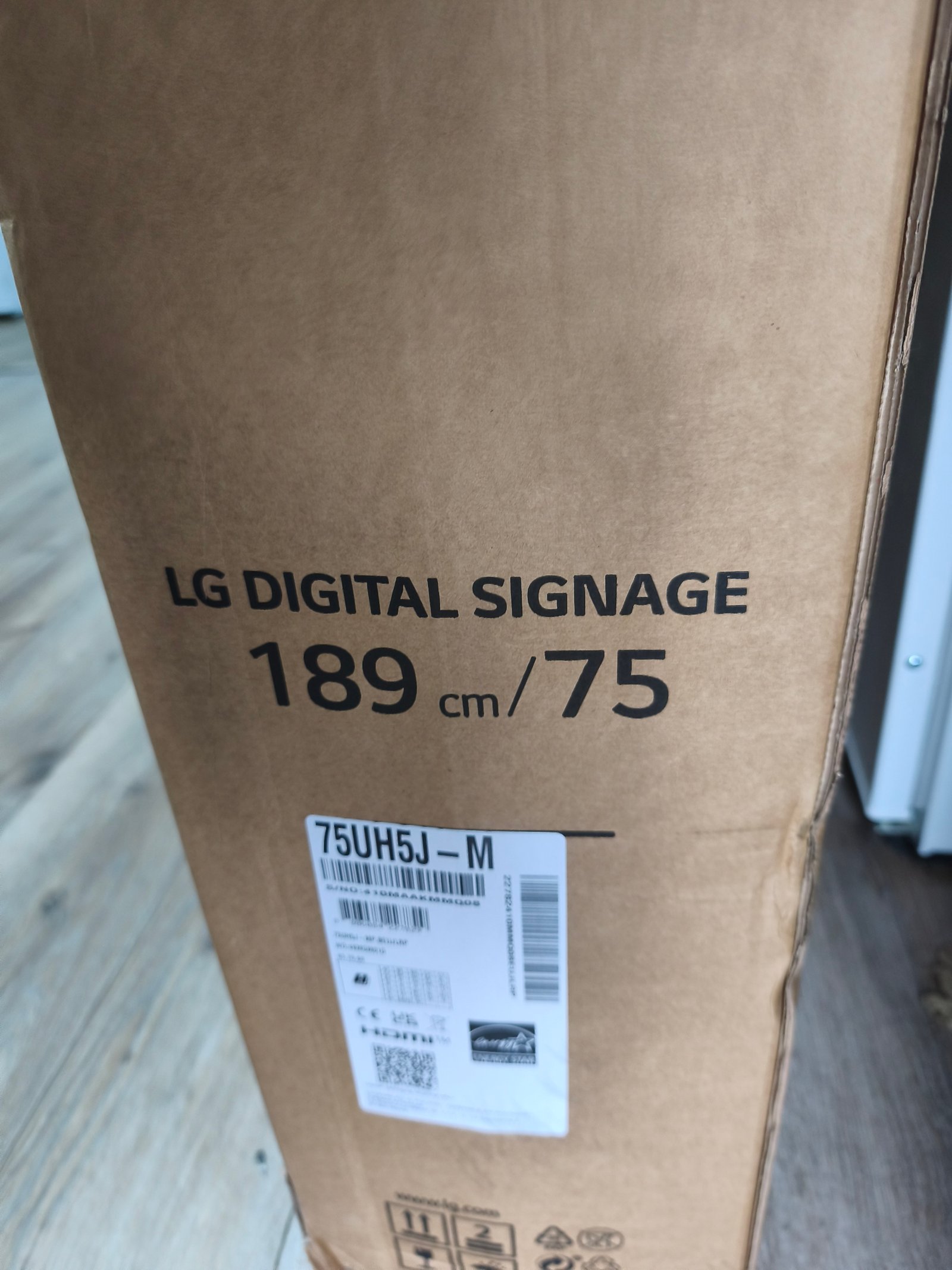 LG 75UH5J-M Digitale signage flatscreen 190,5 cm (75") LCD Wifi 500 cd/m² 4K Ultra HD Zwart WebOS 24/7